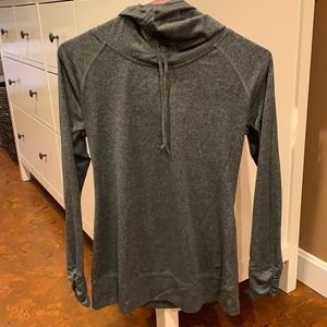 Gray long sleeve shirt